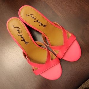 Free People Hot Pik V-heels 2265192 Sandals M EU 38, US 8